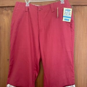 NWT Dockers Fav Fit Calf Length Capri Pants Red Pink 12